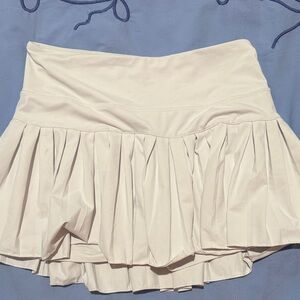 Golf Hinge Women’s Pleated Mini Skirt - Light Cream